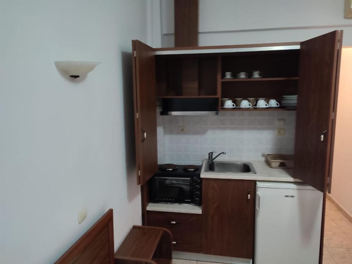 Ξενώνας Φωτεινη Ouranoupoli Exterior foto